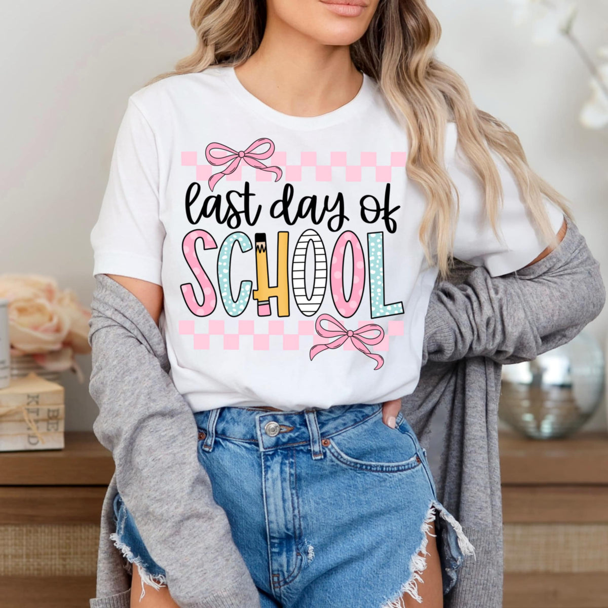 Last day of school pink checkered (CMD) 92198 DTF transfer