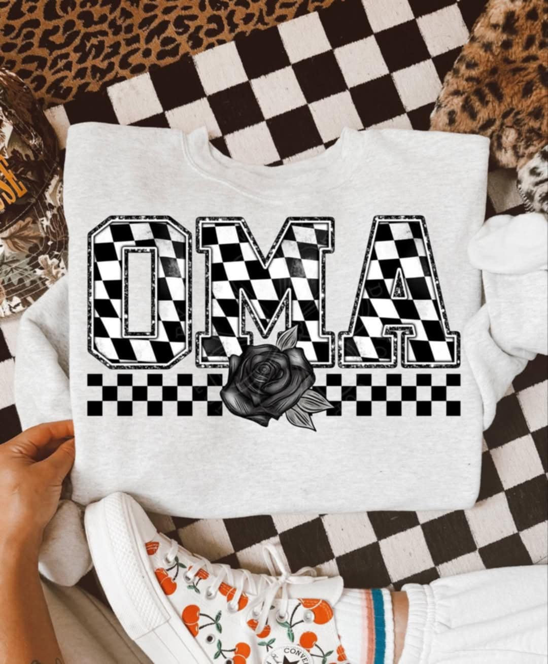 Oma checkered with black rose (Unhinged) 99334 DTF transfer