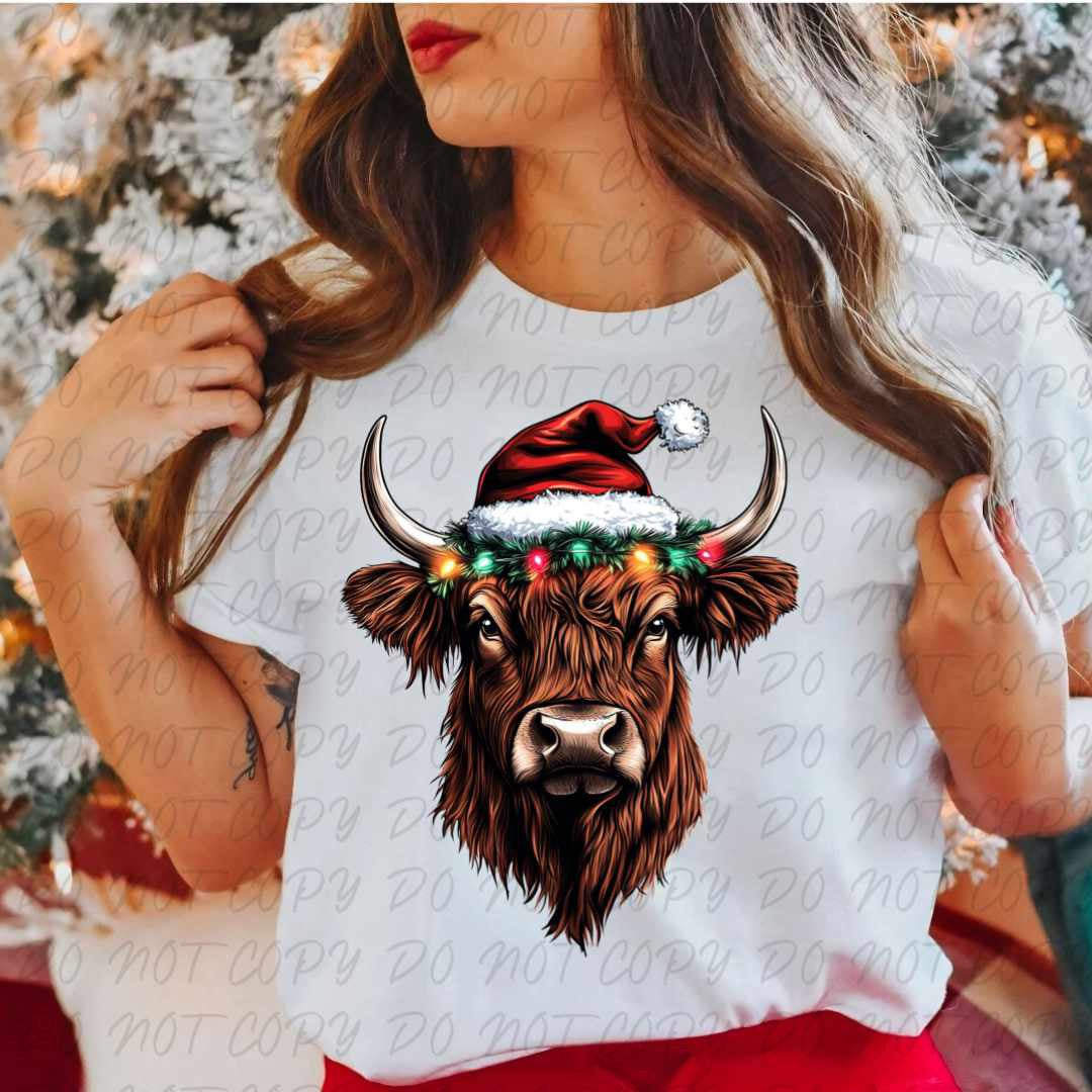 Shaggy cow with Christmas lights (vintage) 67312 DTF transfer