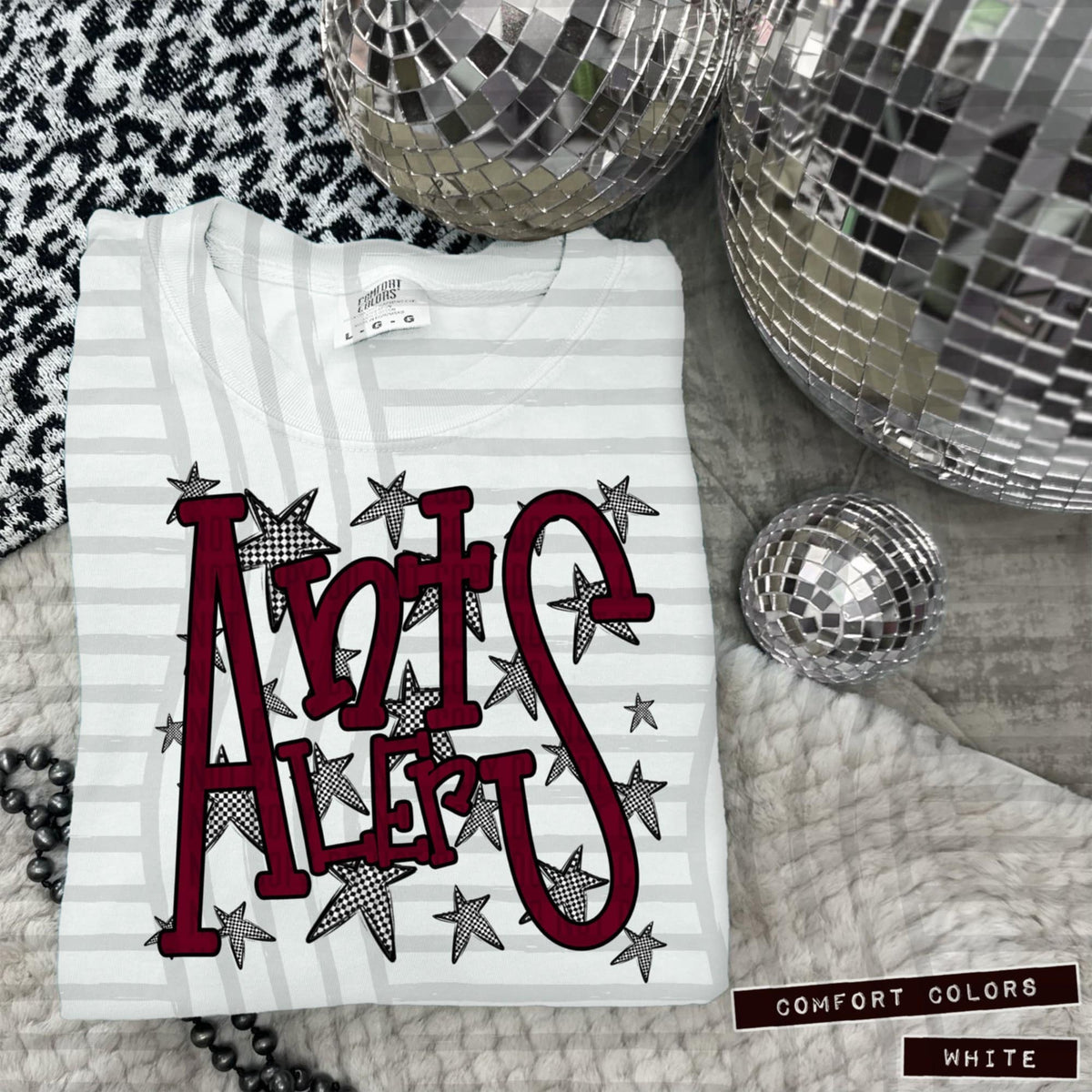 Maroon Staggered Mascots (Caplinger)