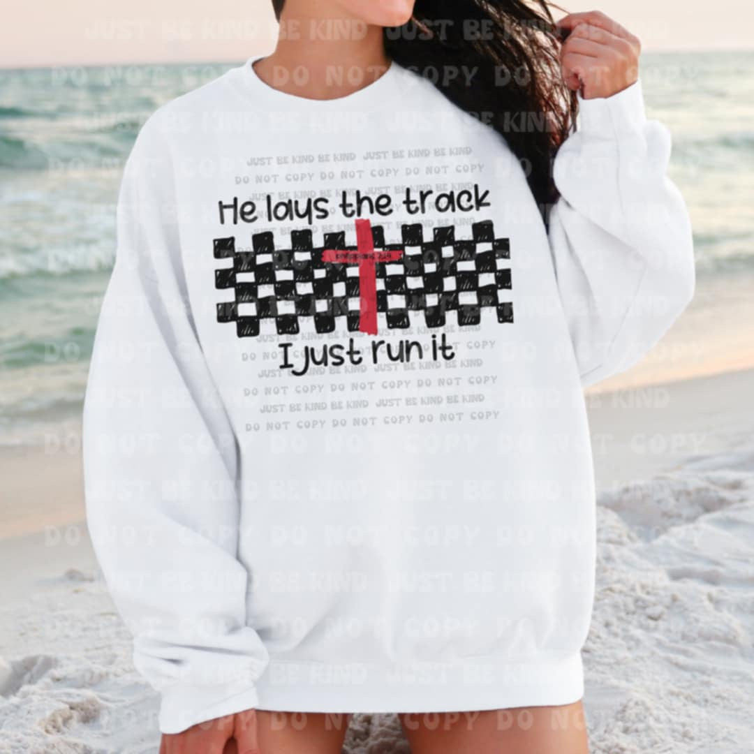 He lays the track I just run it (VLB) 87425 DTF transfer