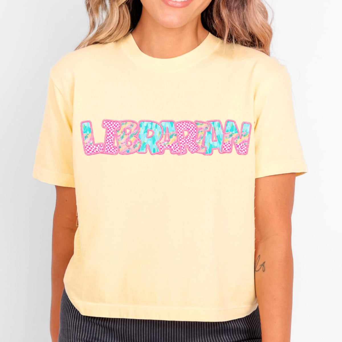 Librarian pink checkered (CITY) 97072 DTF transfer