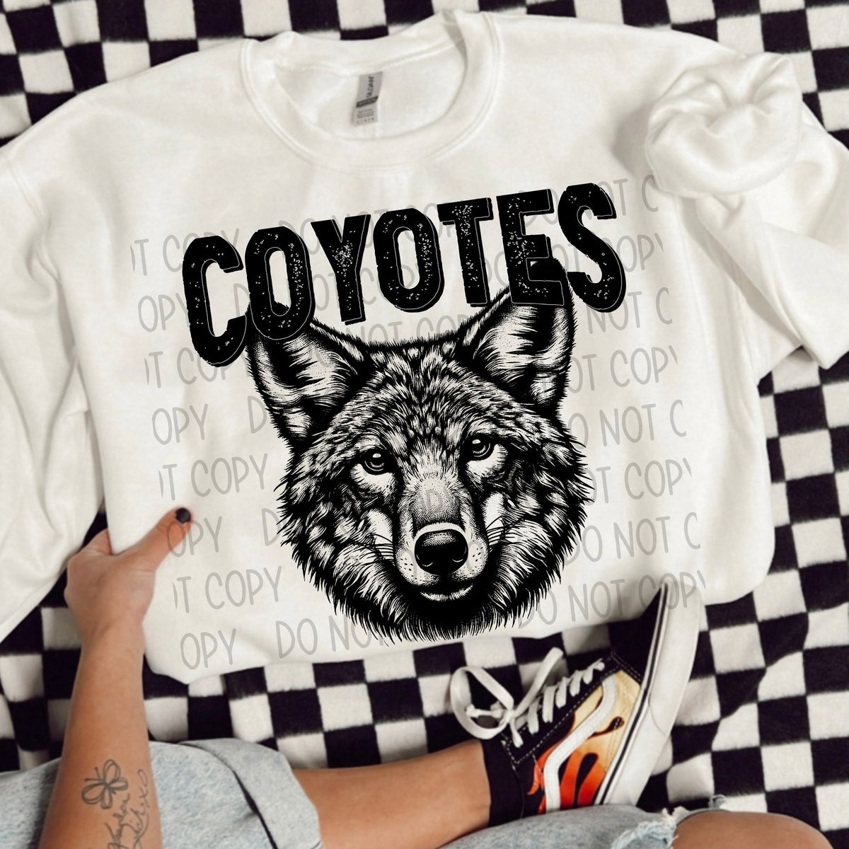 Coyotes black/white outline DTF transfer