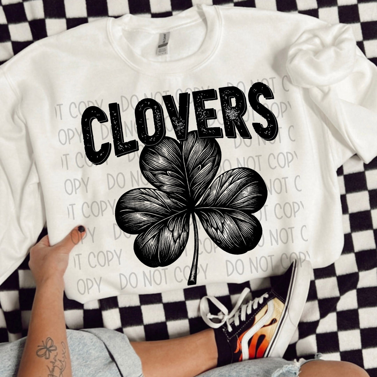 Clovers black/white outline DTF transfer