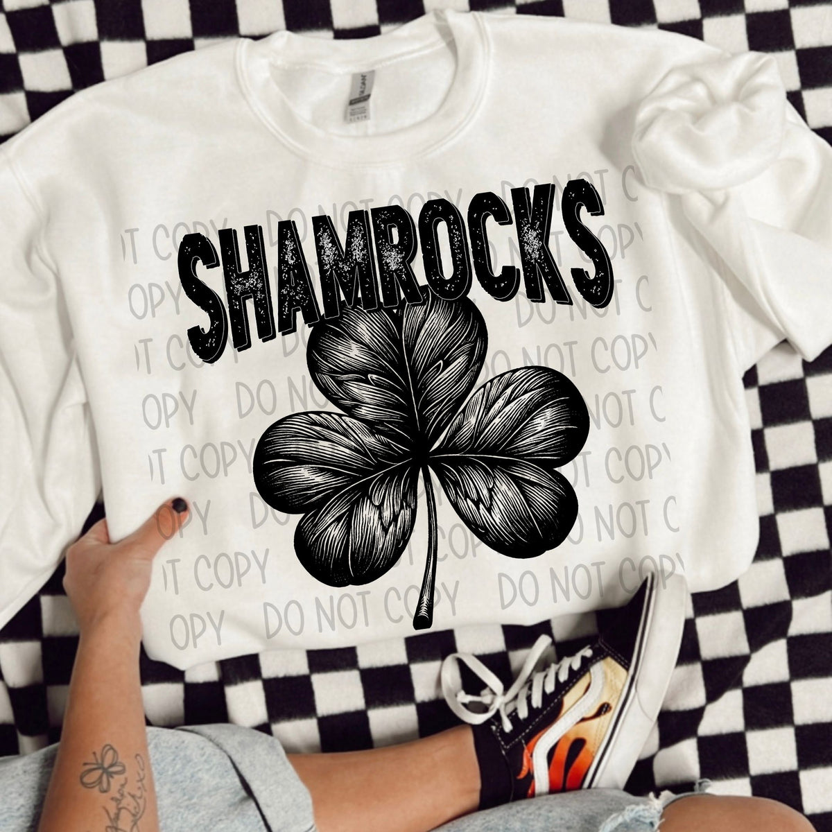 Shamrocks black/white outline DTF transfer