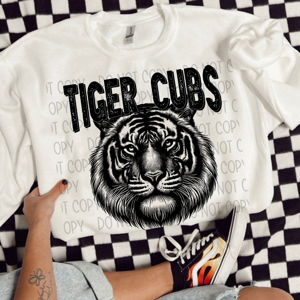 Tiger cubs black/white outline DTF transfer