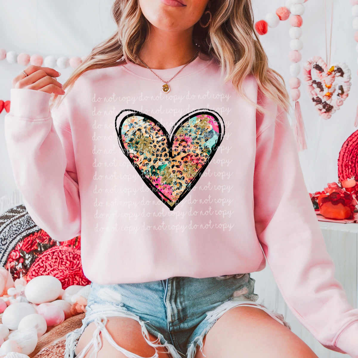 Colorful leopard heart (black outline) 117522 DTF TRANSFER