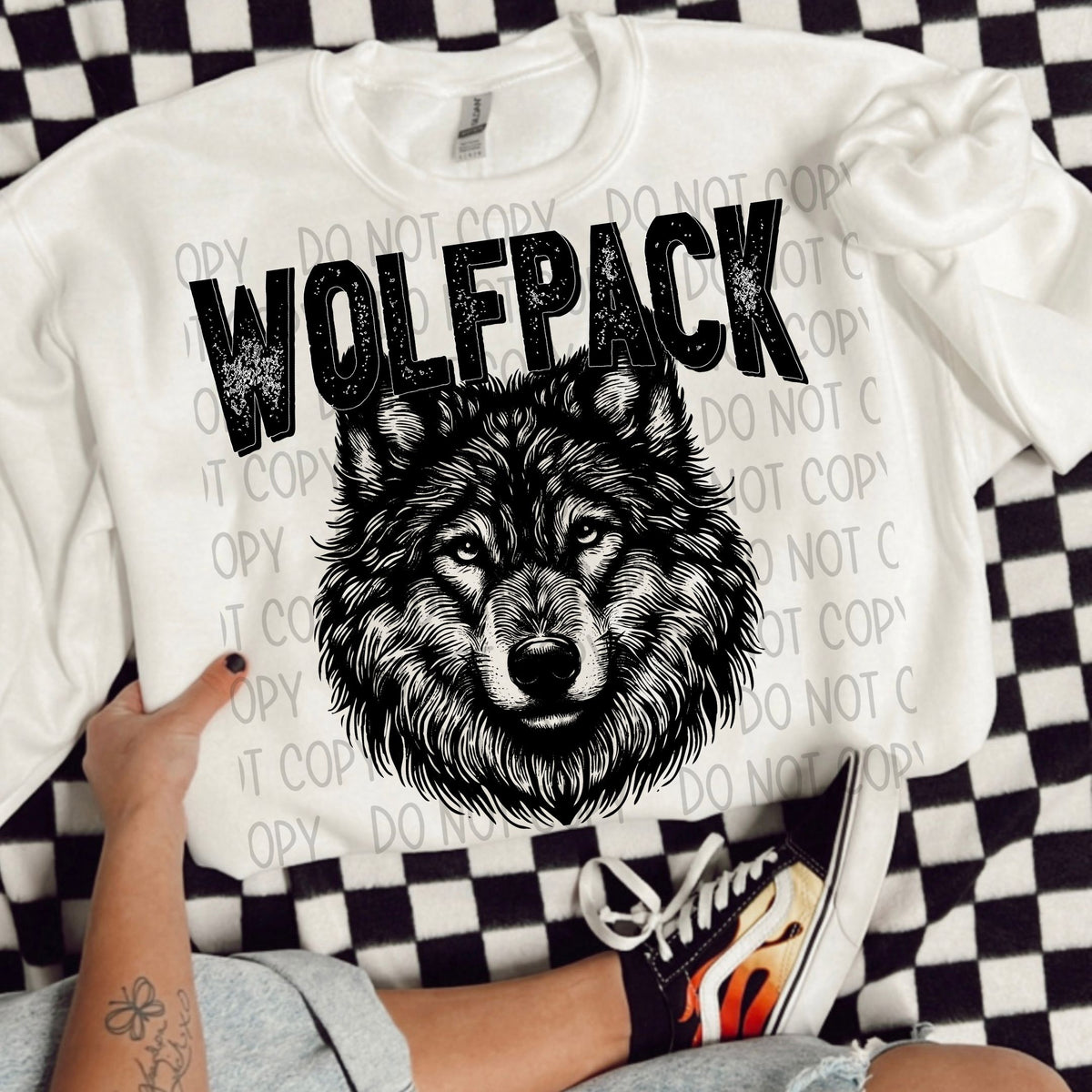 Wolfpack black/white outline DTF transfer