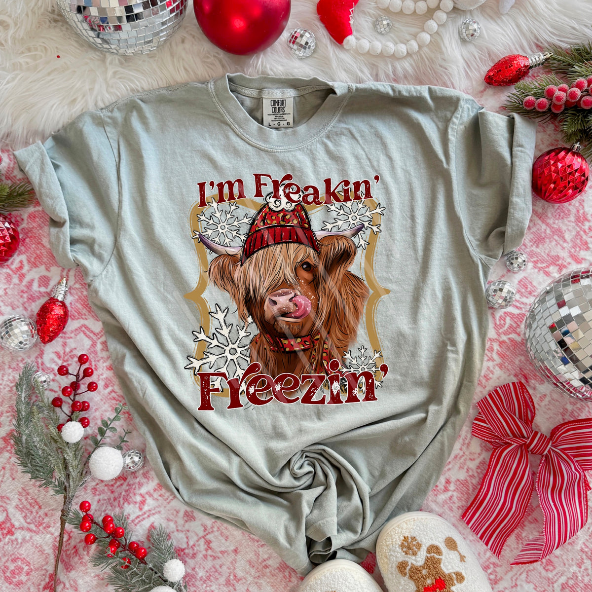 Freakin Freezing Highland cow with beanie 113964 DTF Transfer