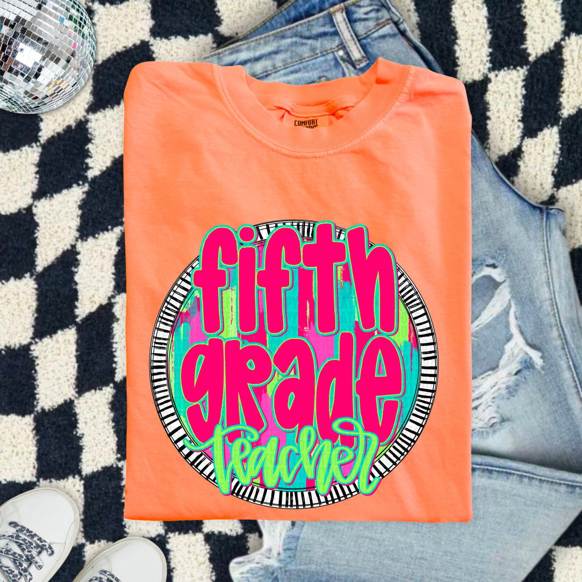 Fifth grade teacher pink font circle 103884 DTF transfer