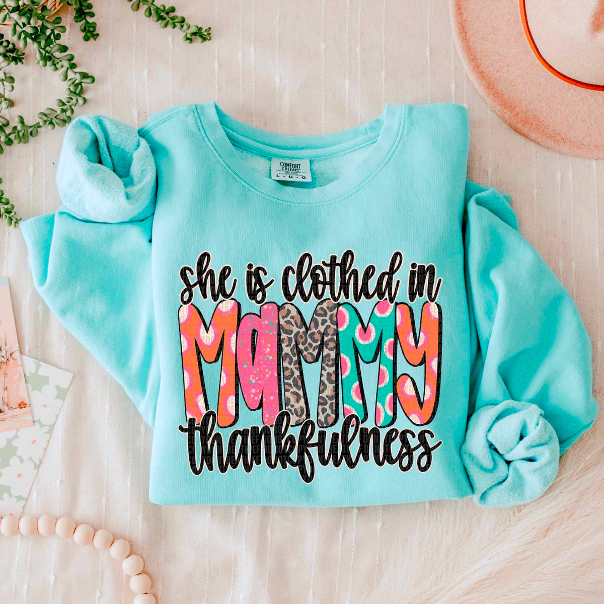 She is clothed in thankfulness mammy 53355 DTF transfers