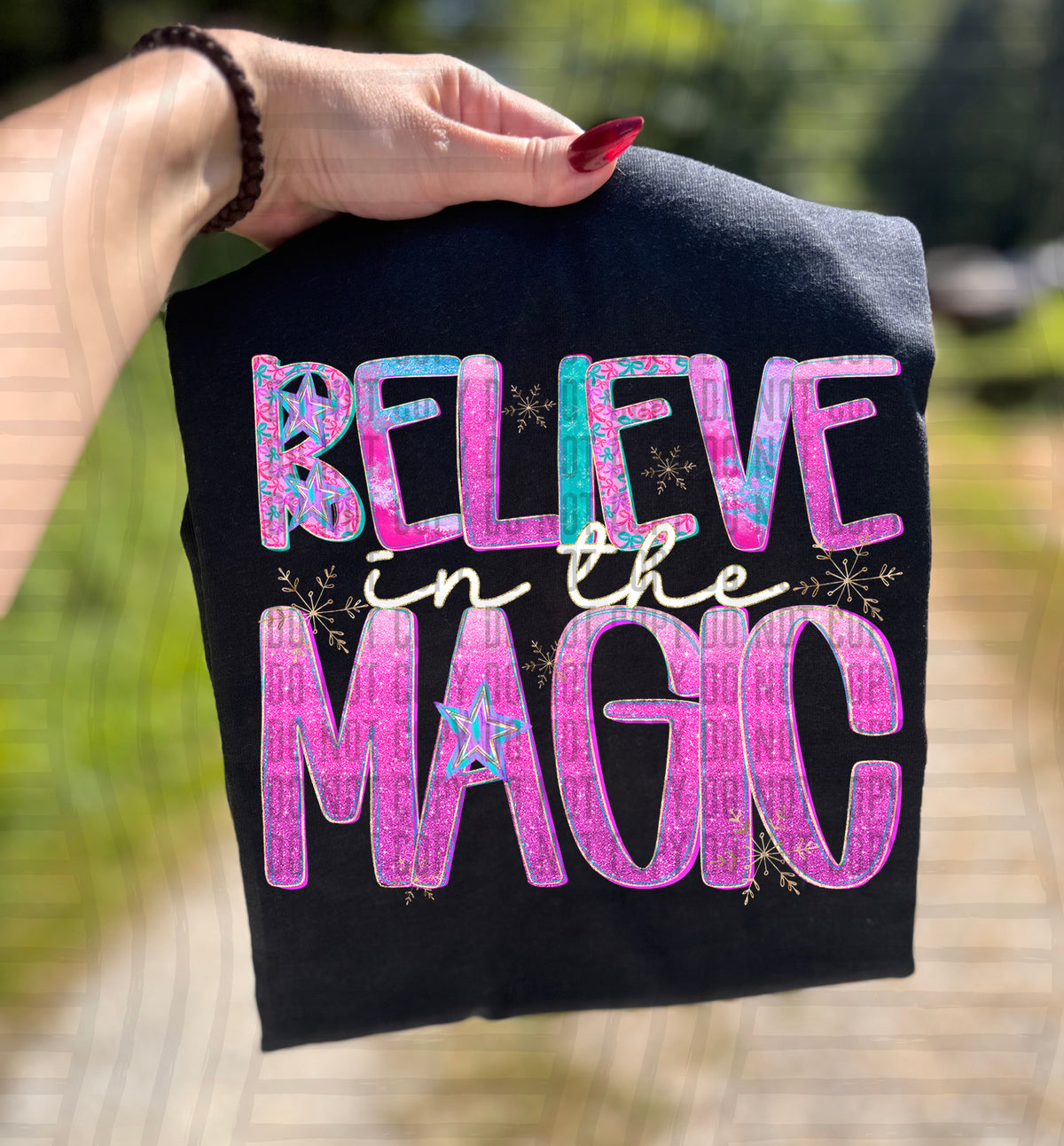 Purple glitter Believe in the Magic (caplinger) DTF transfer