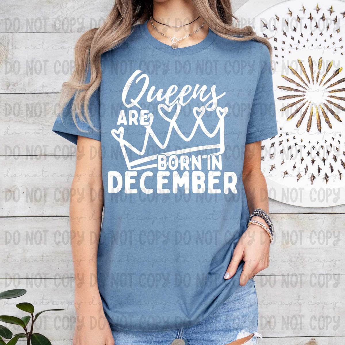 Queens are born in December WHITE (REVEL) 79742 DTF transfer
