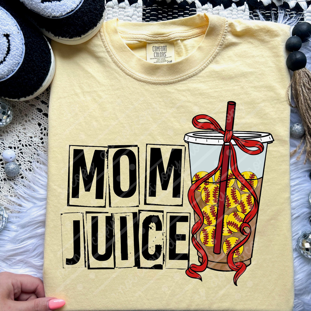 Mom Juice softball (black) (mz) DTF transfer