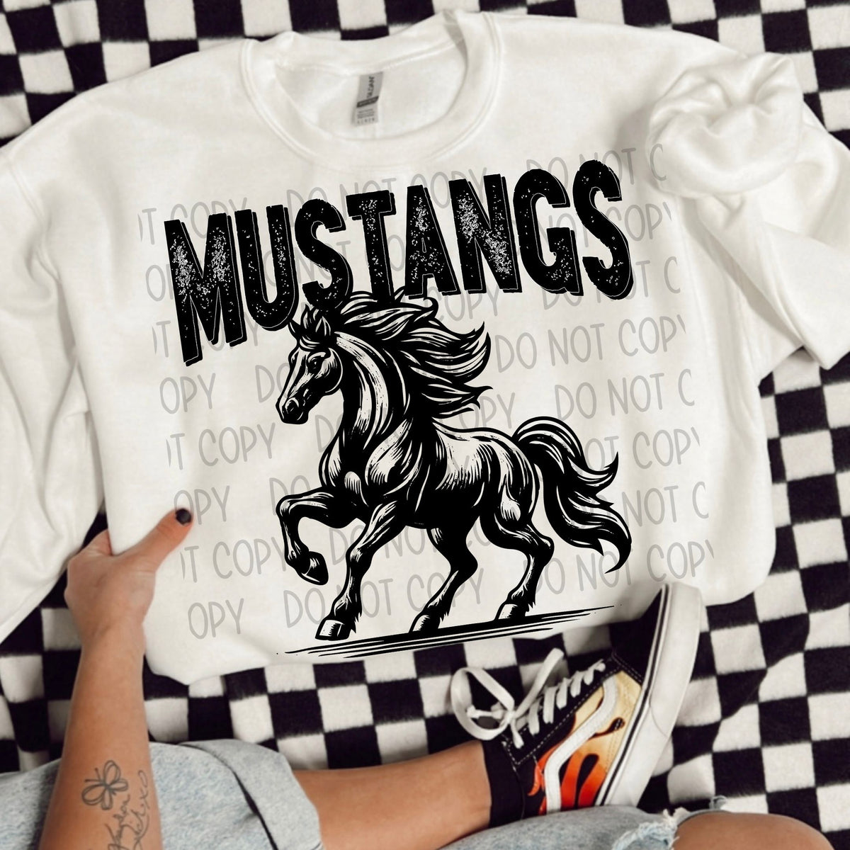 Mustangs black/white outline DTF transfer
