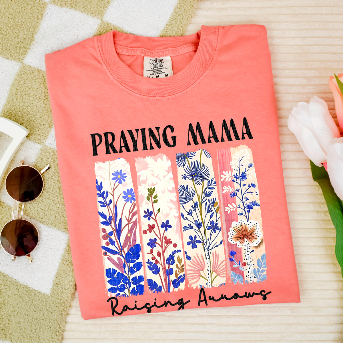 Praying mama raising arrows blue flowers 95324 DTF transfer