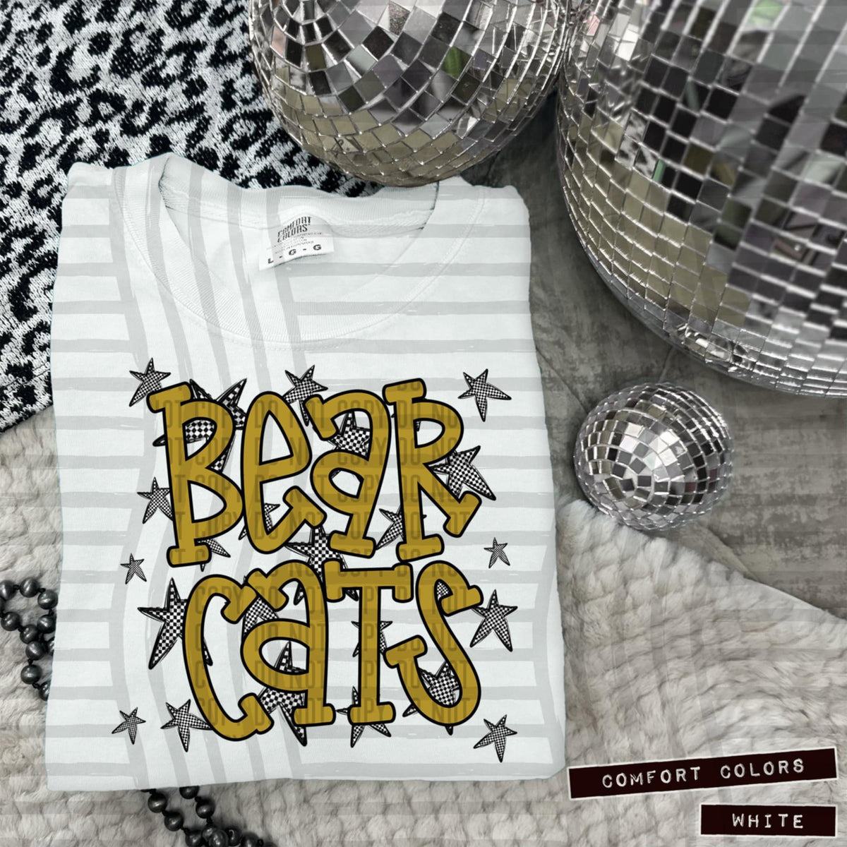 Gold Staggered Mascots (Caplinger)