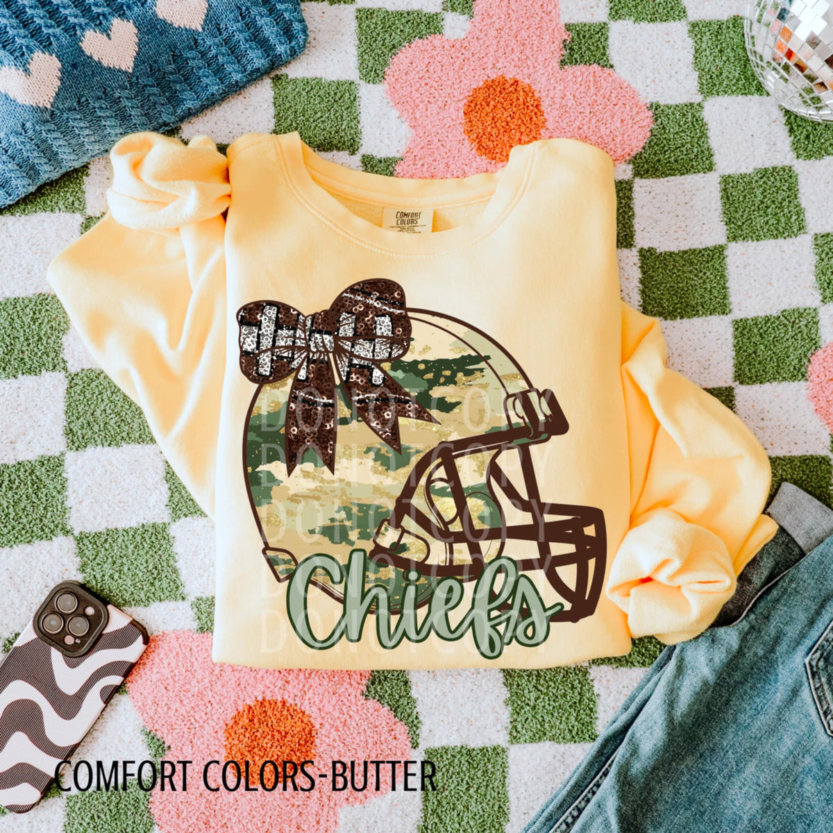 Chiefs Camo Football Helmet with Bow (csg) DTF transfer