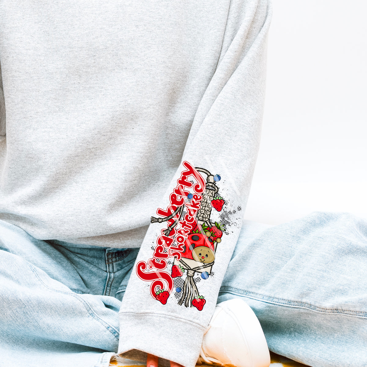 Strawberry (SLEEVE) RENEWED 113785 DTF transfer