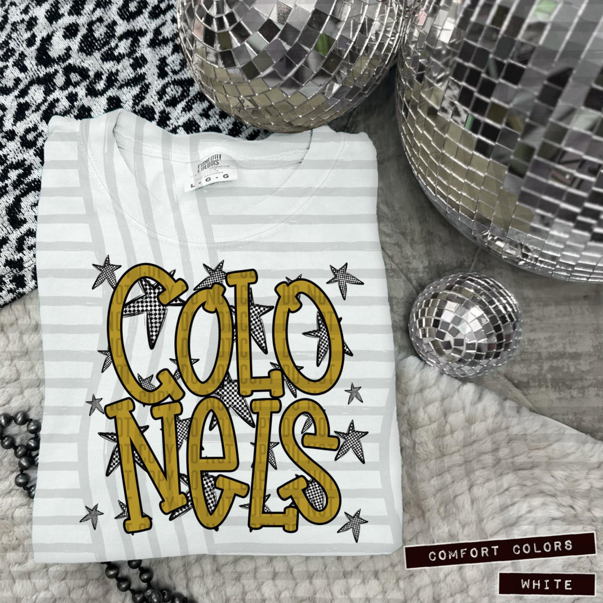 Gold Staggered Mascots (Caplinger)