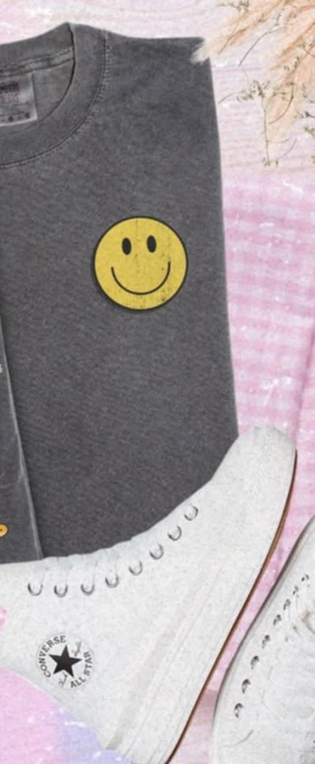 Happy face pocket 95907 DTF transfer
