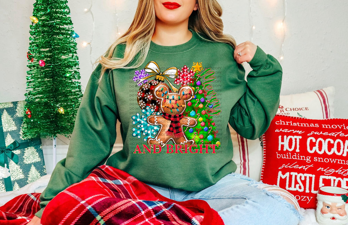 Merry and Bright mouse gingerbread wrapped in lights (SCG) DTF Transfer