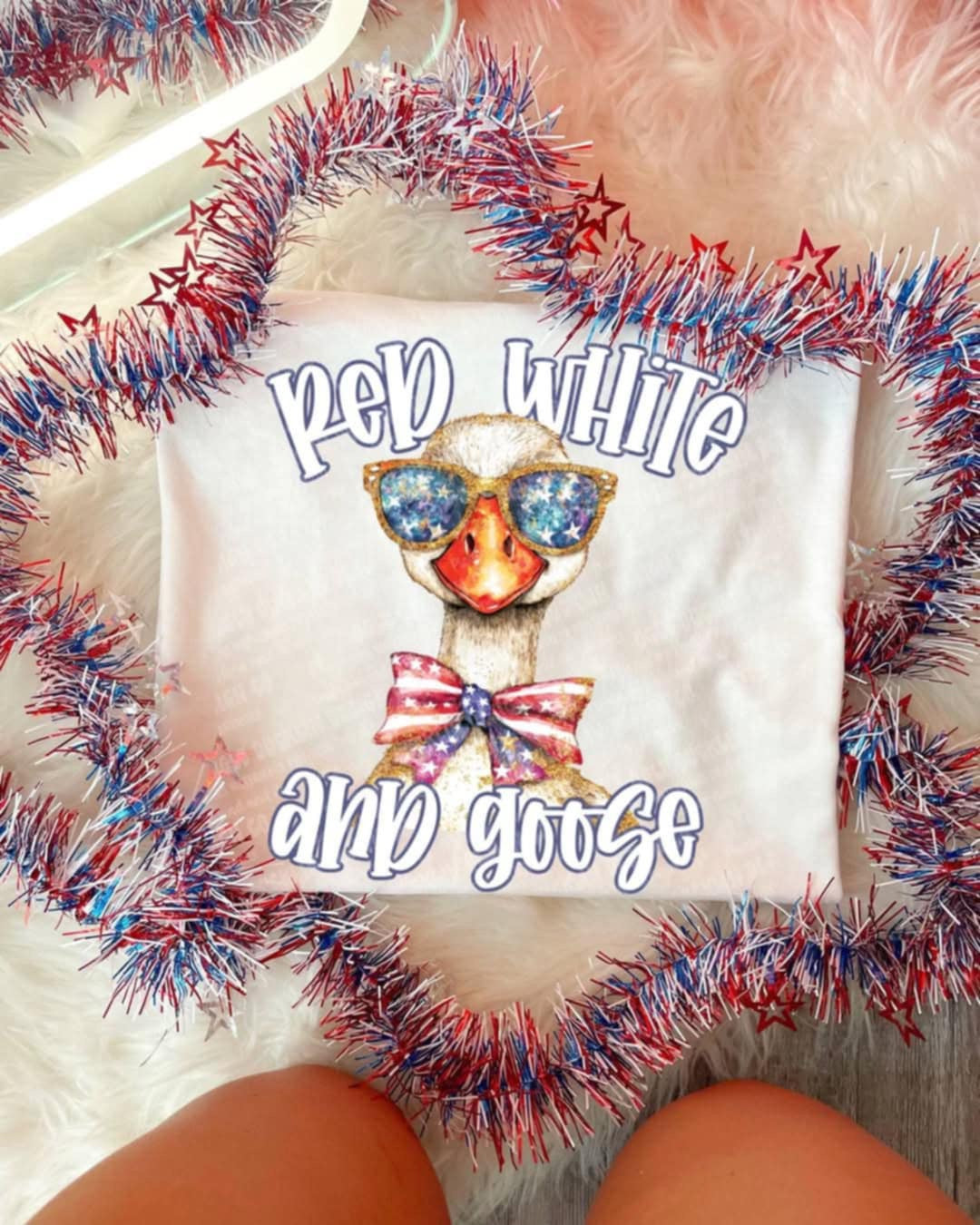 Red white and goose (UD) 99553 DTF transfer