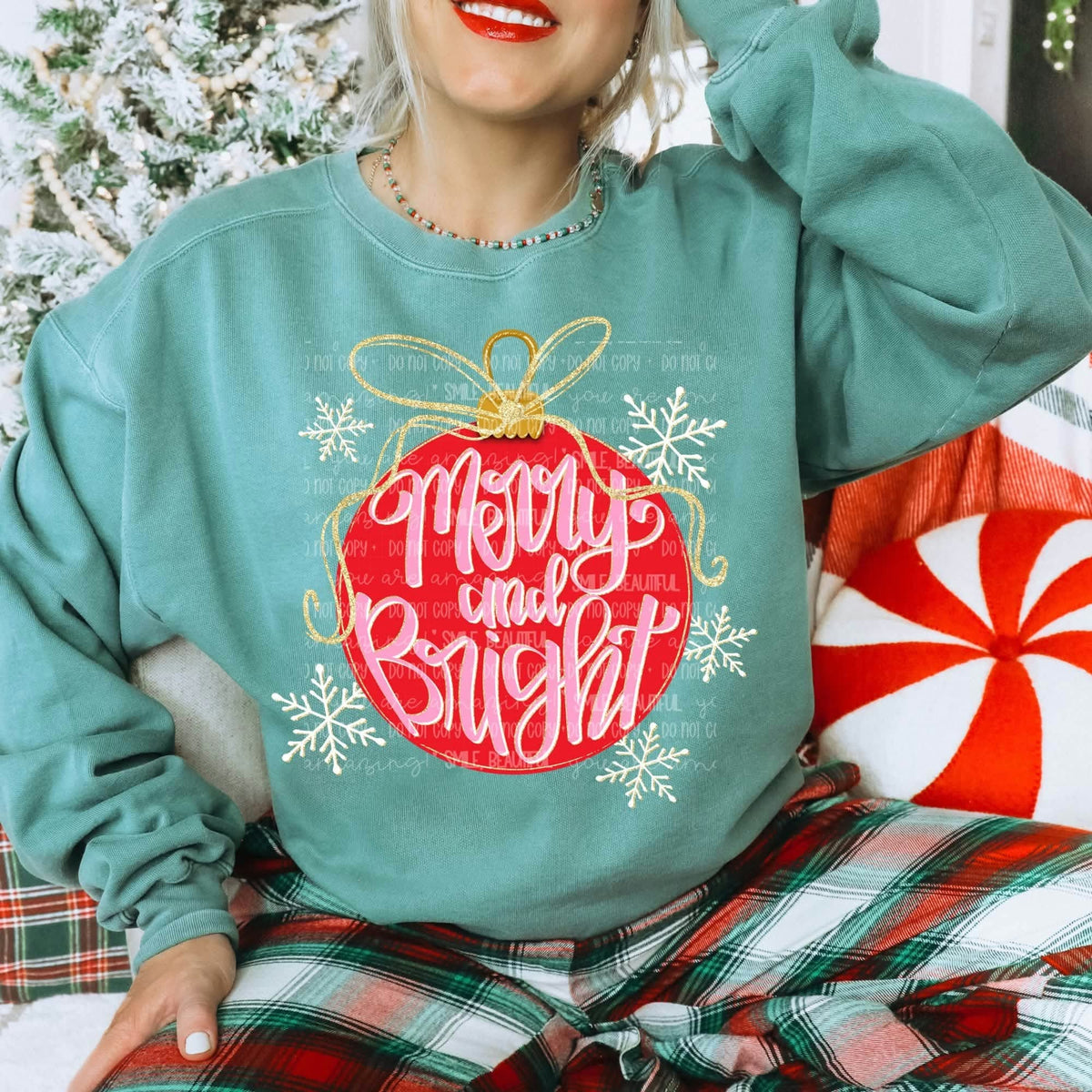Merry and bright red ornament (Carter) DTF Transfer