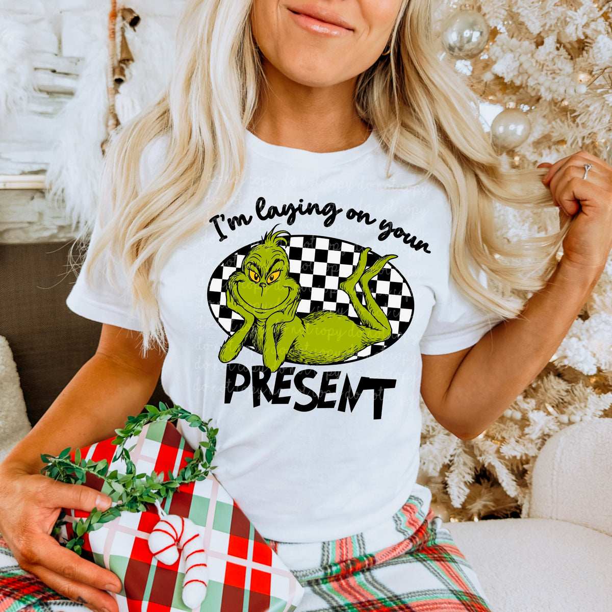 I’m Laying on your present checker (MZ) DTF transfer