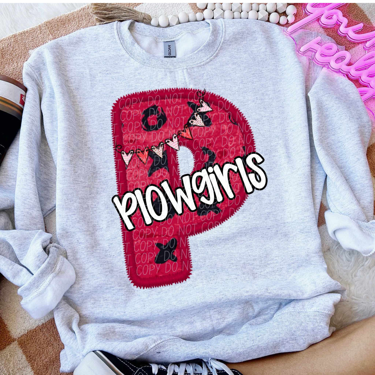 P plow girls valentine (CITY) 77934 DTF transfer