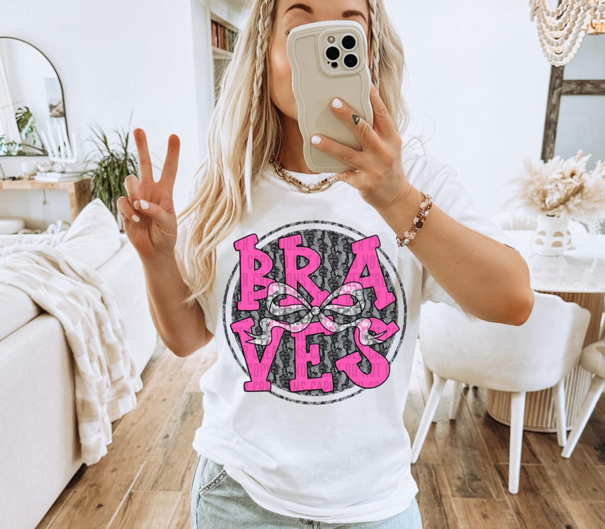 Braves pink font circle (Caplinger) 87573 DTF transfer