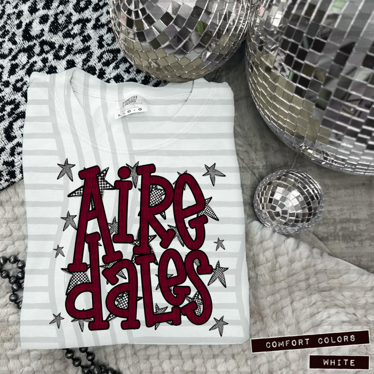 Maroon Staggered Mascots (Caplinger)