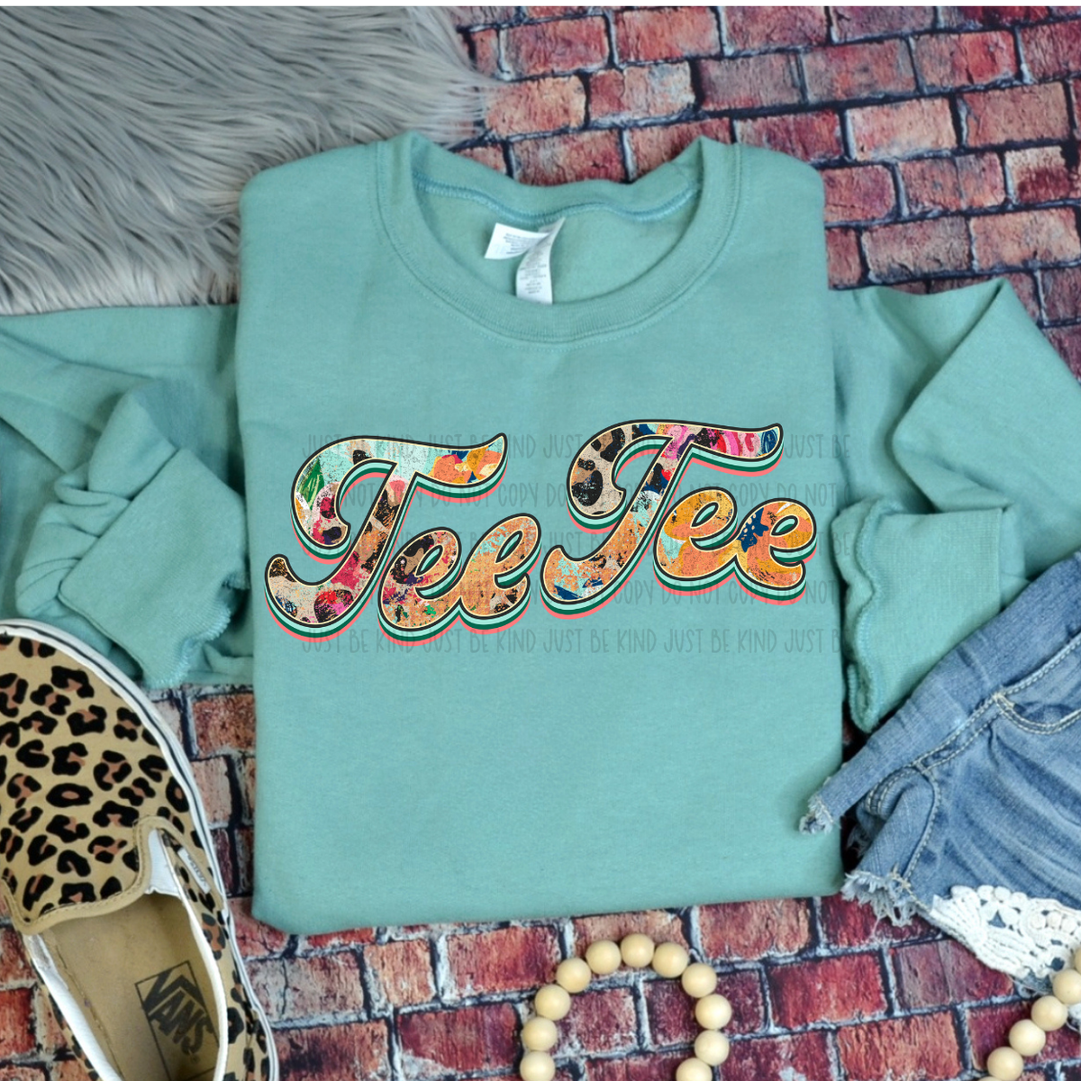 TeeTee / Groovy (Kayndi) 72962 DTF Transfer