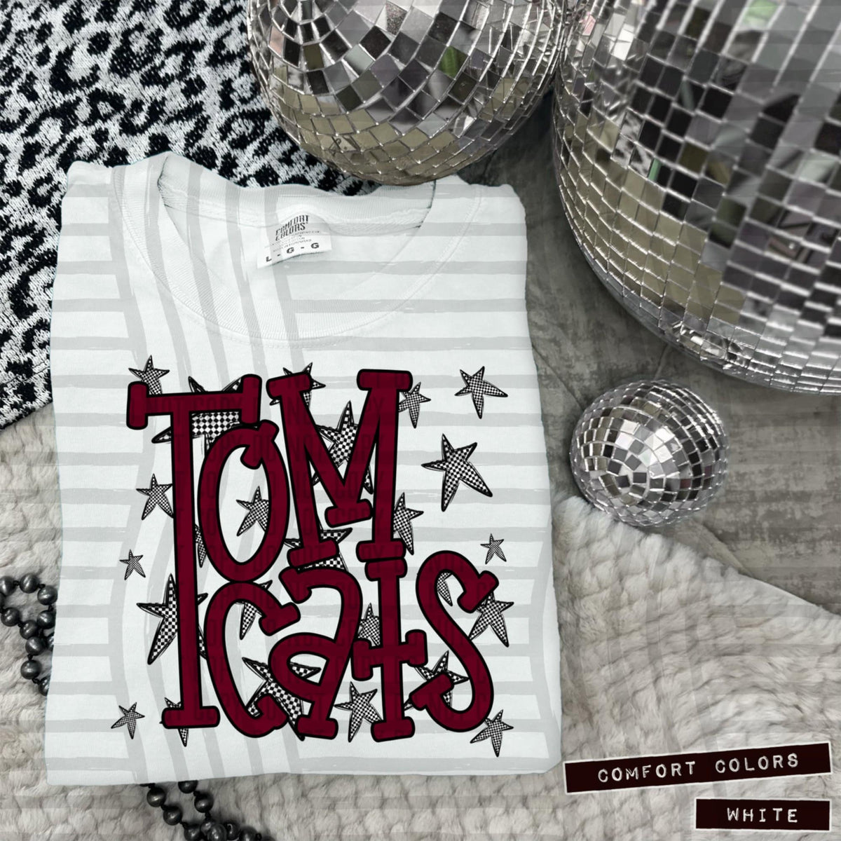 Maroon Staggered Mascots (Caplinger)