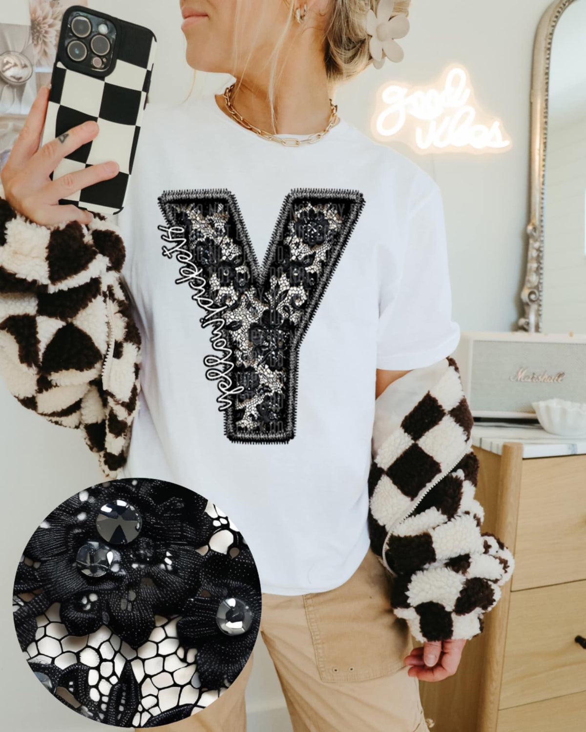 Y yellowjackets  lace letter (Caplinger) 90127 DTF transfer
