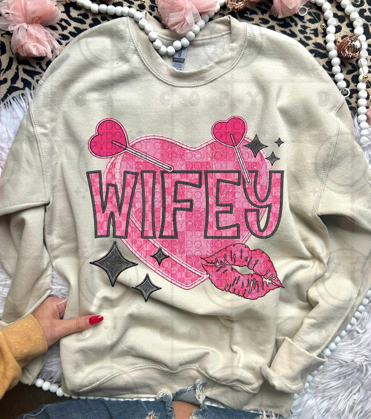Wifey pink heart with suckers (HW) 75598 DTF transfer