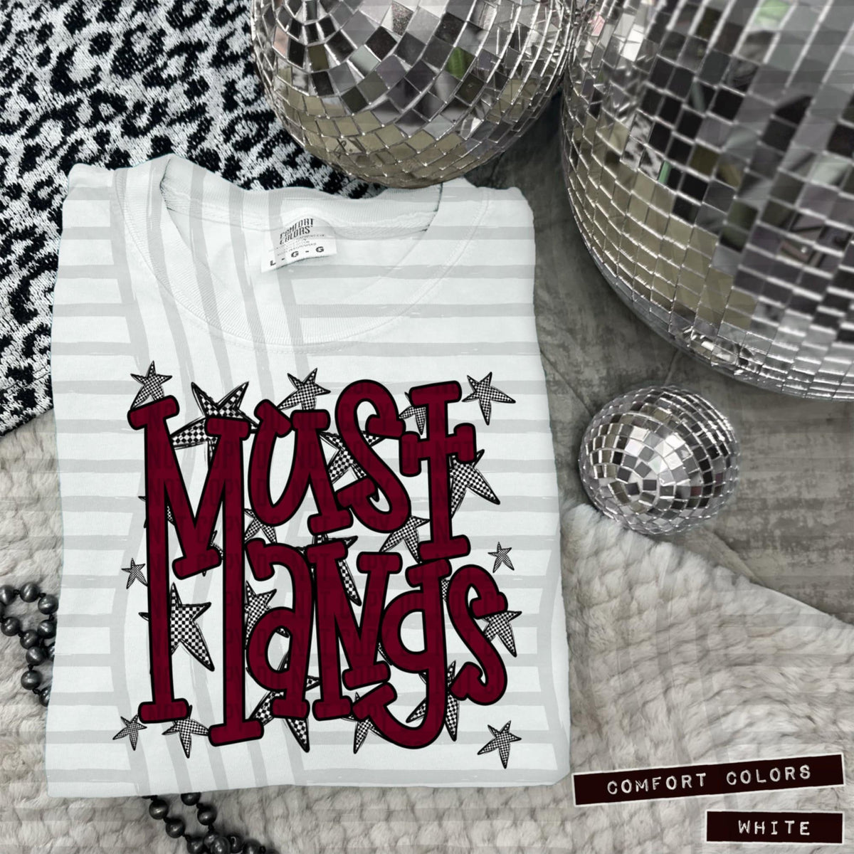 Maroon Staggered Mascots (Caplinger)