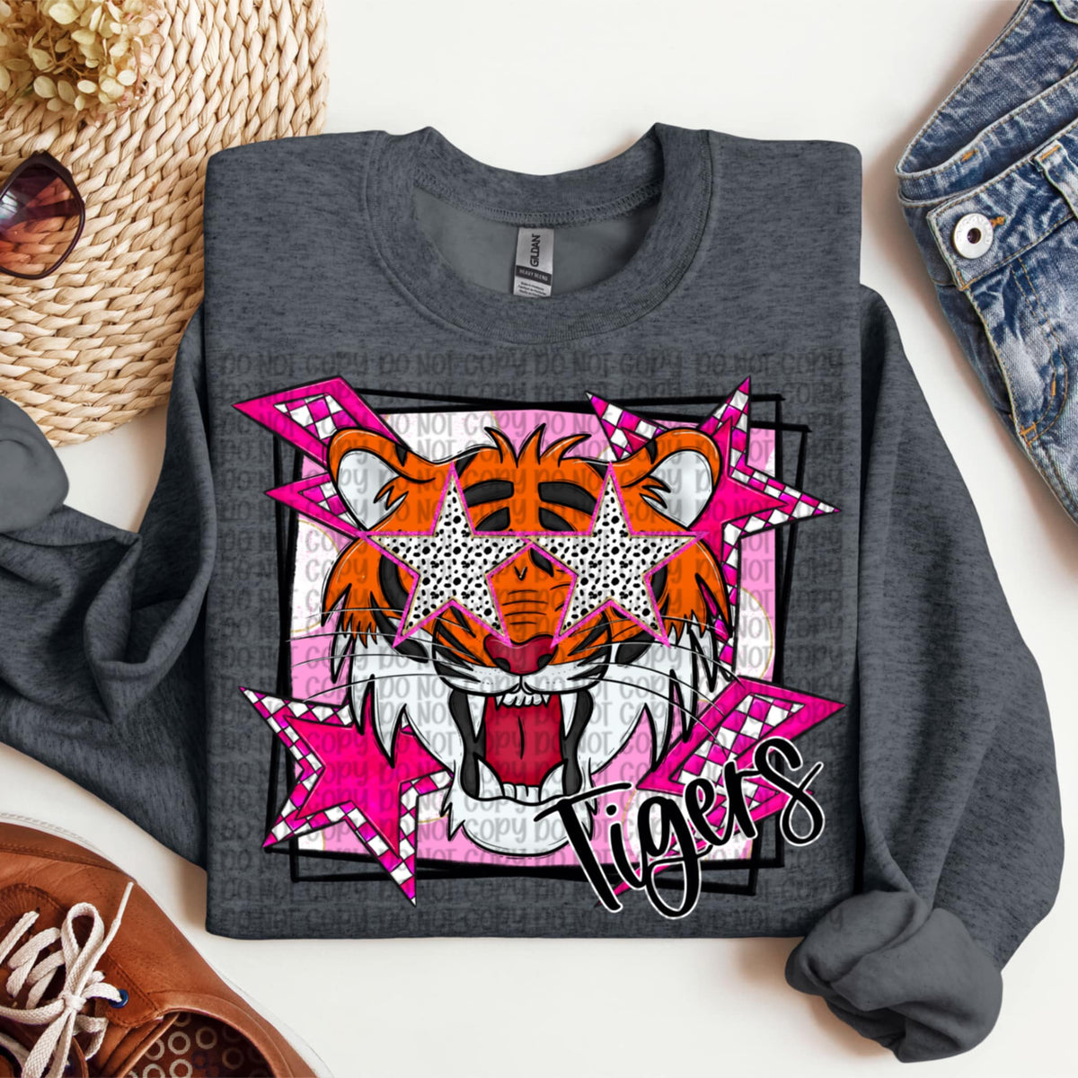 Tigers pink background (VP) 91976 DTF transfer