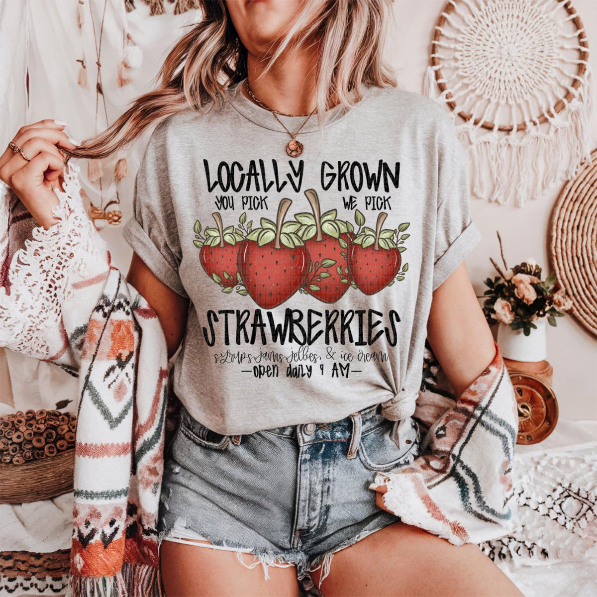 Locally grown strawberries (SDD) 91983 DTF transfer