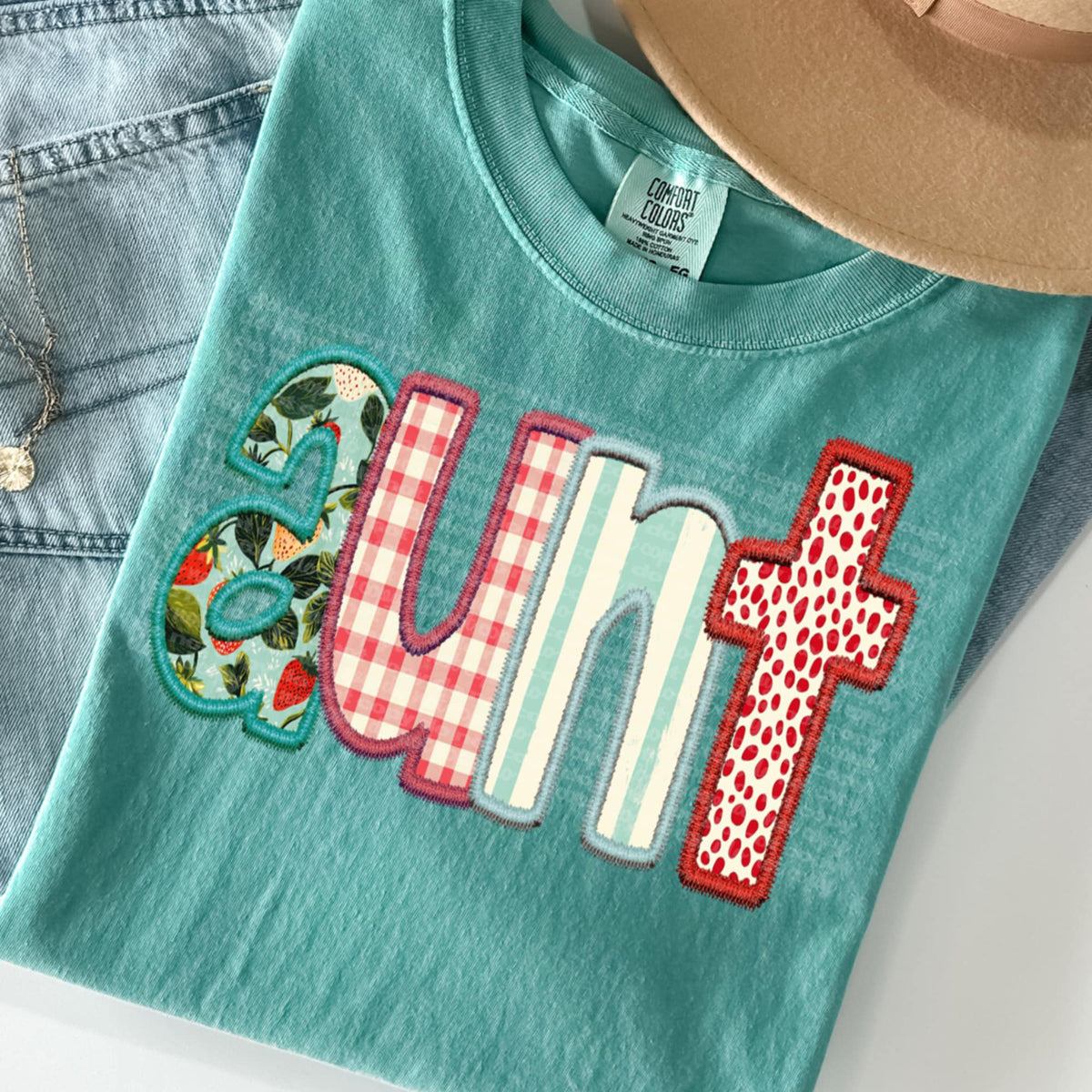 Aunt strawberry patterns 95830 DTF transfer