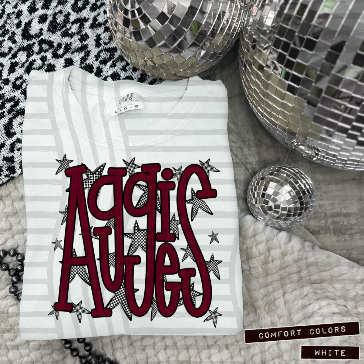 Maroon Staggered Mascots (Caplinger)