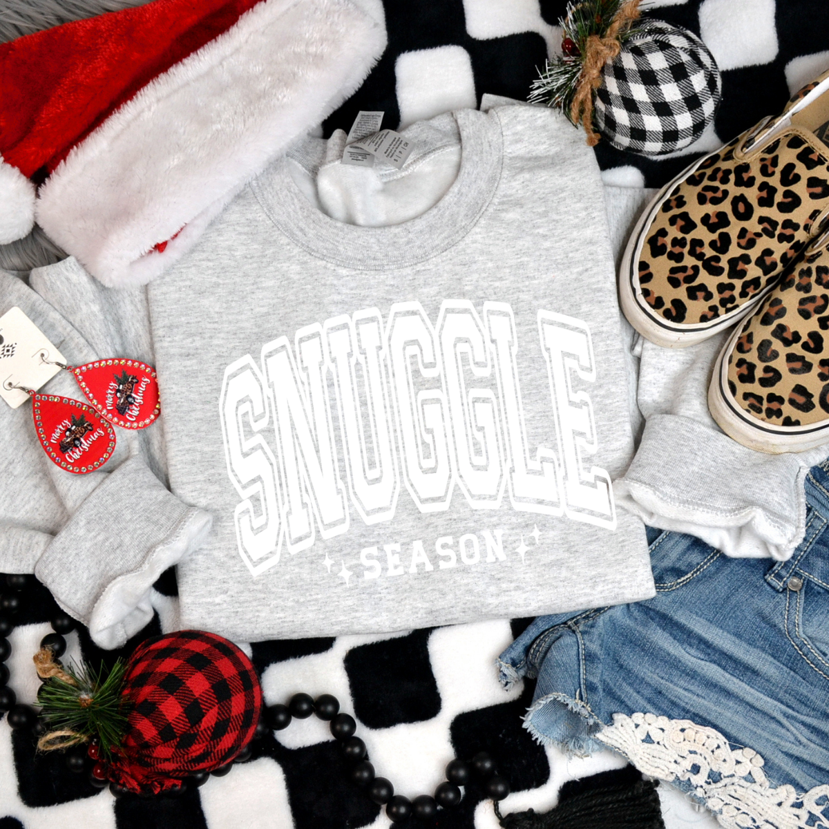 Snuggle Season (WHITE) 68350 DTF Transfer