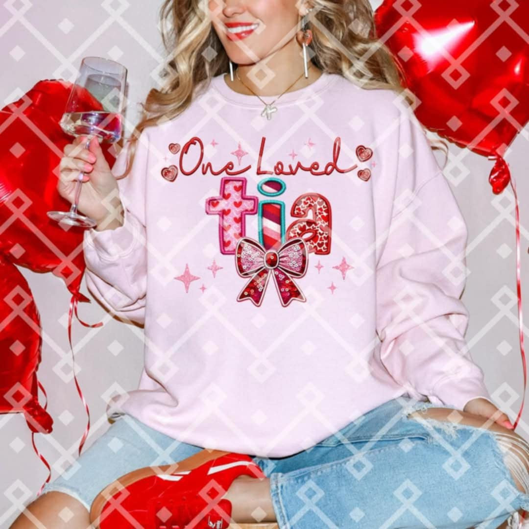 One loved Tia bow (CRAFTI) 85600 DTF transfer