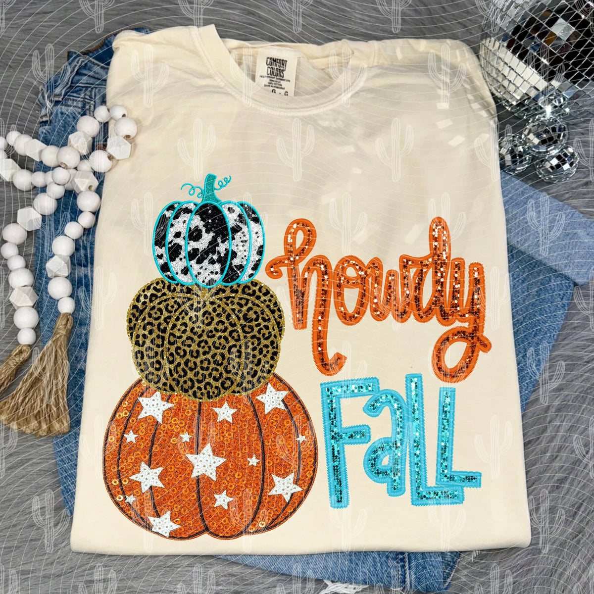 Howdy Fall three stacked pumpkins (crafti) DTF transfer