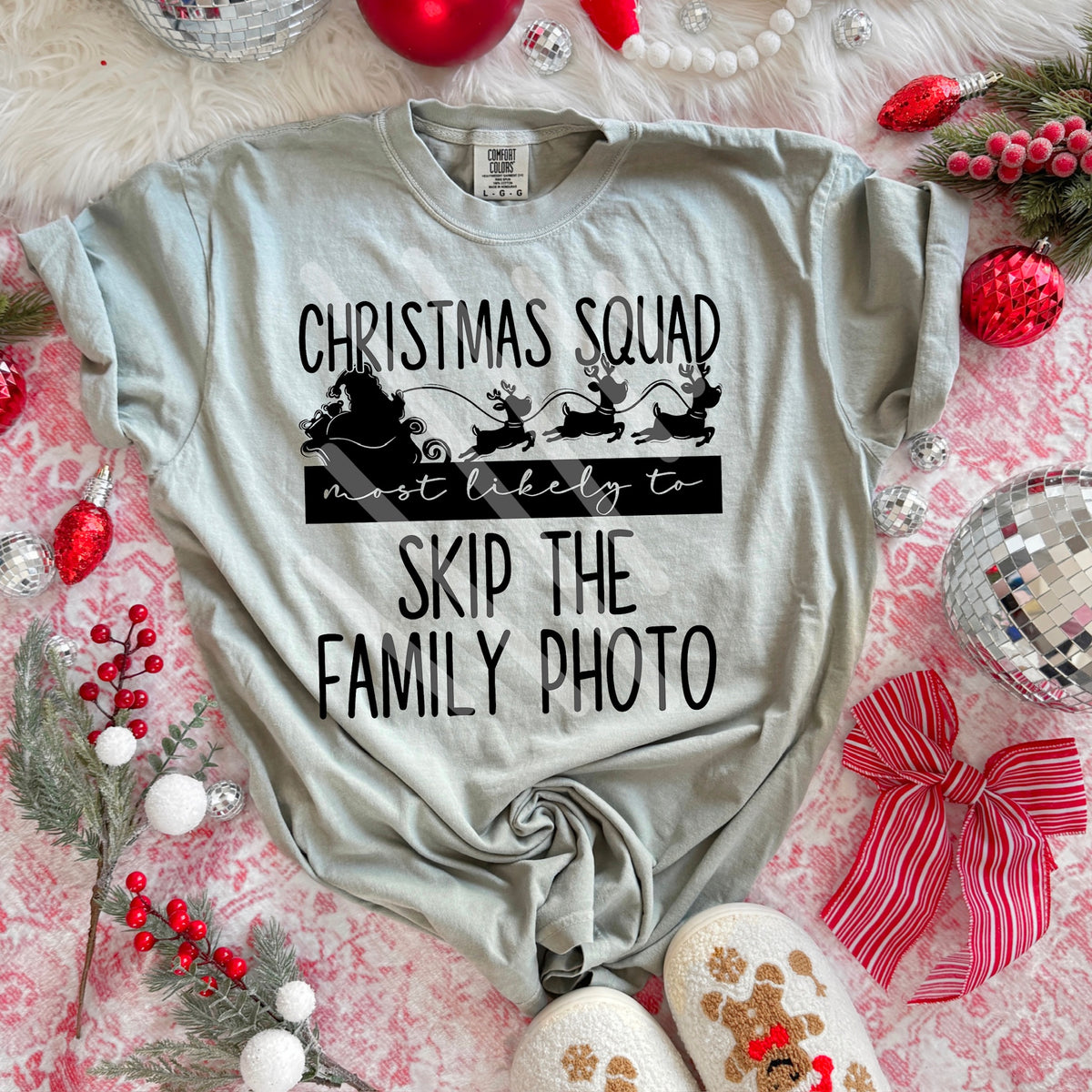 Most likely to skip the family photo BLACK (SDD) 115087 DTF transfer