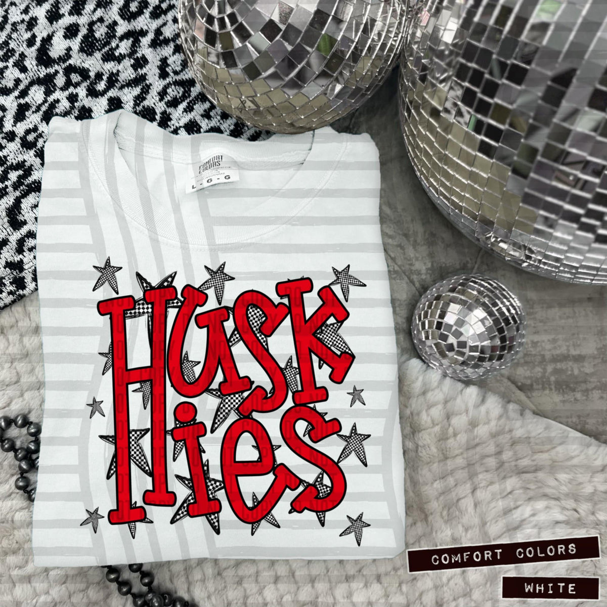 Red Staggered Mascots (Caplinger)