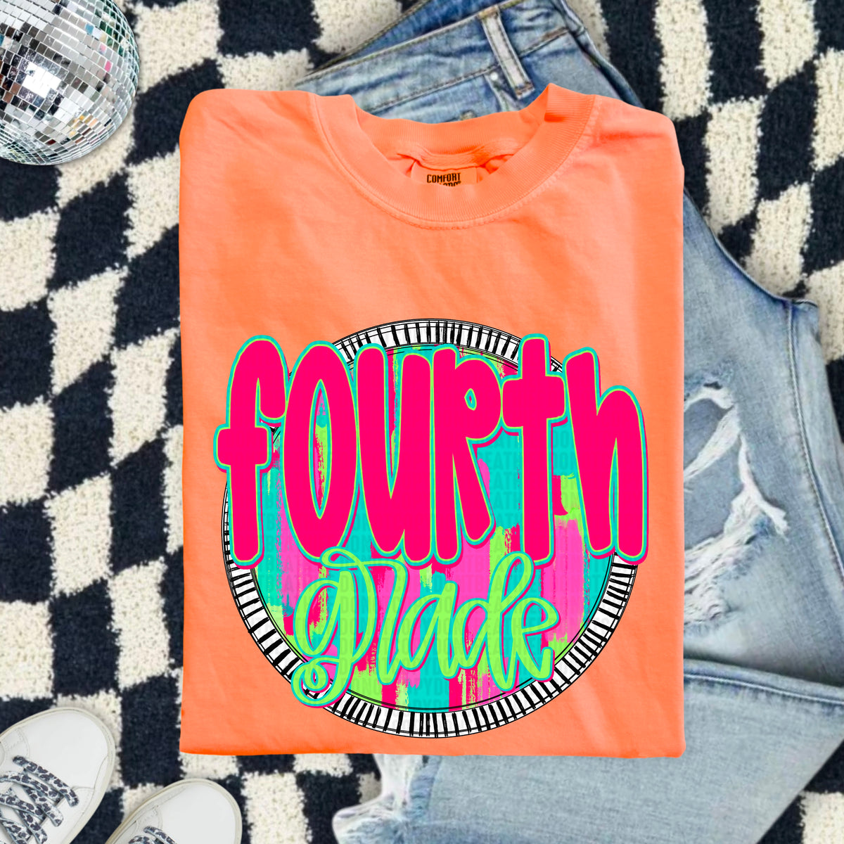 Fourth grade pink font circle 103887 DTF transfer