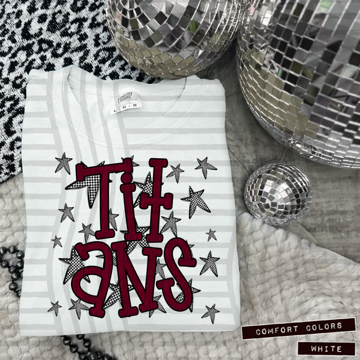 Maroon Staggered Mascots (Caplinger)