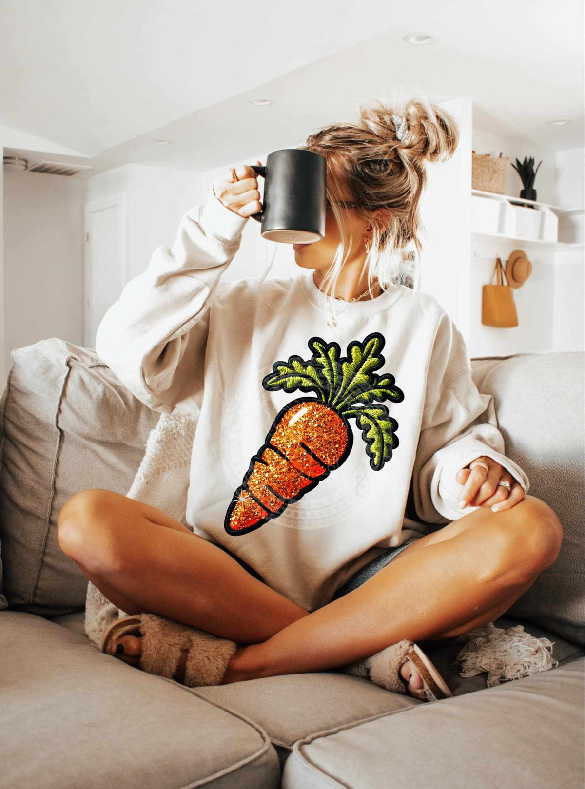 Glittery faux carrot (C’s) 84393 DTF transfer