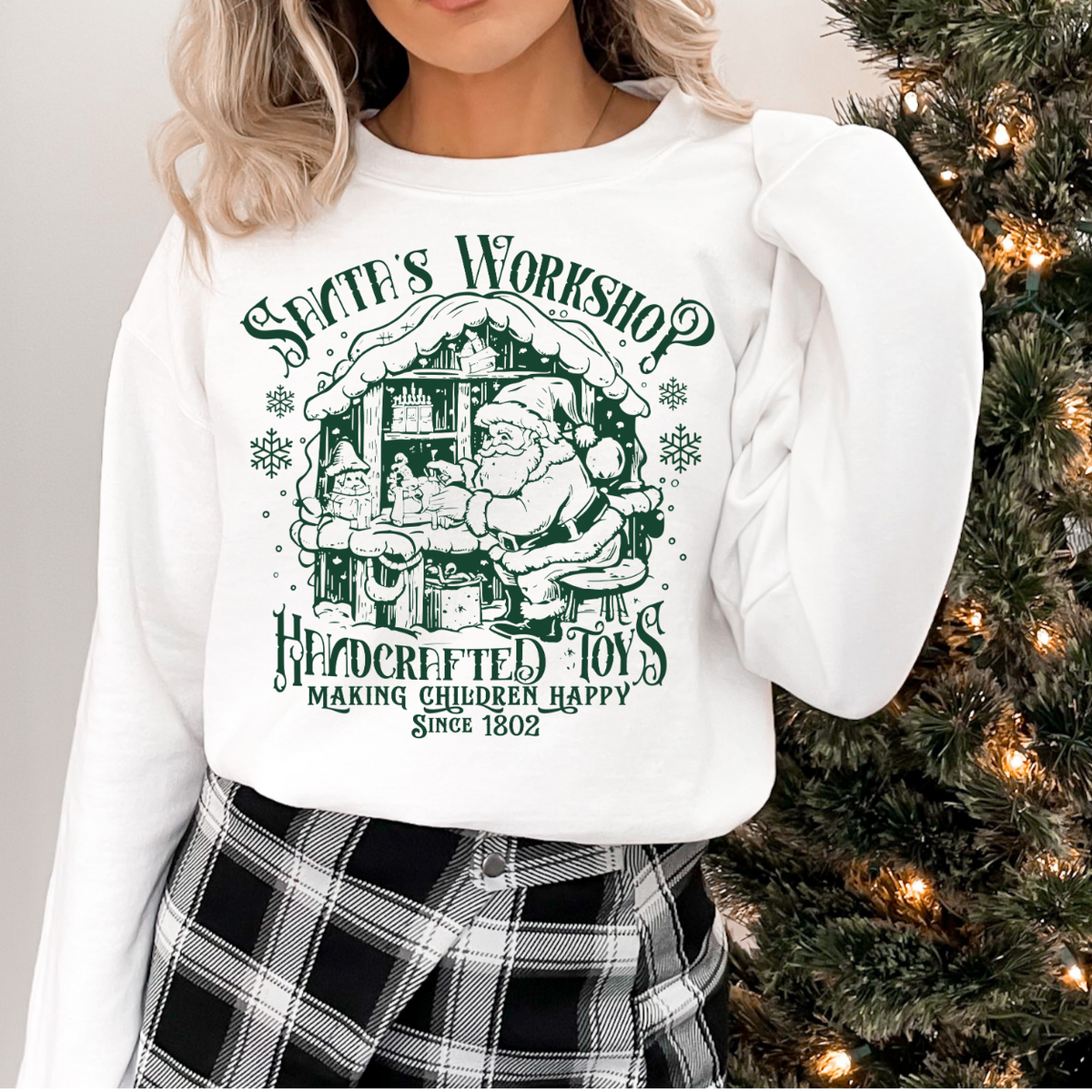 Santa's Workshop (GREEN) 68257 DTF Transfer